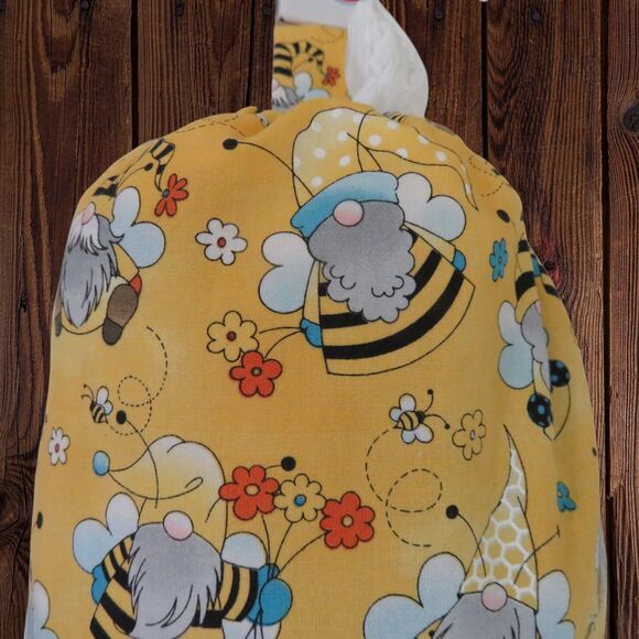 Plastic Bag Holder Bee Gnome Shopping Bag Dispenser - Picture 4 of 5